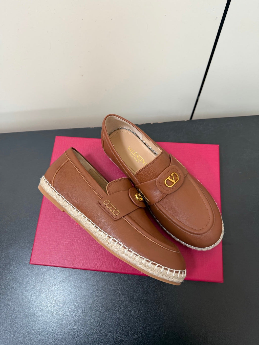 Valen Palm Avenue Loafer Brown Raffia Calfskin 619035