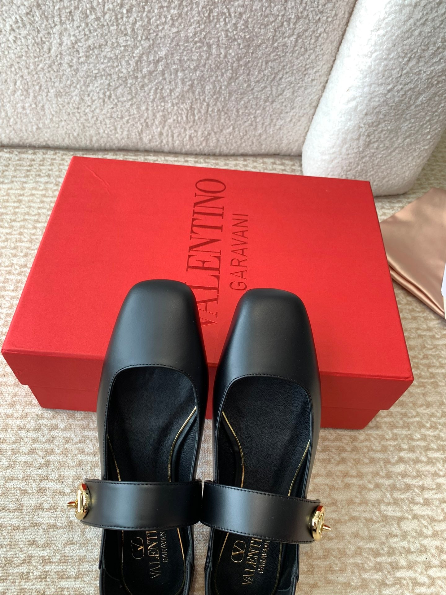 VL Locker Mary-Jane Ballerina In Black Calfskin