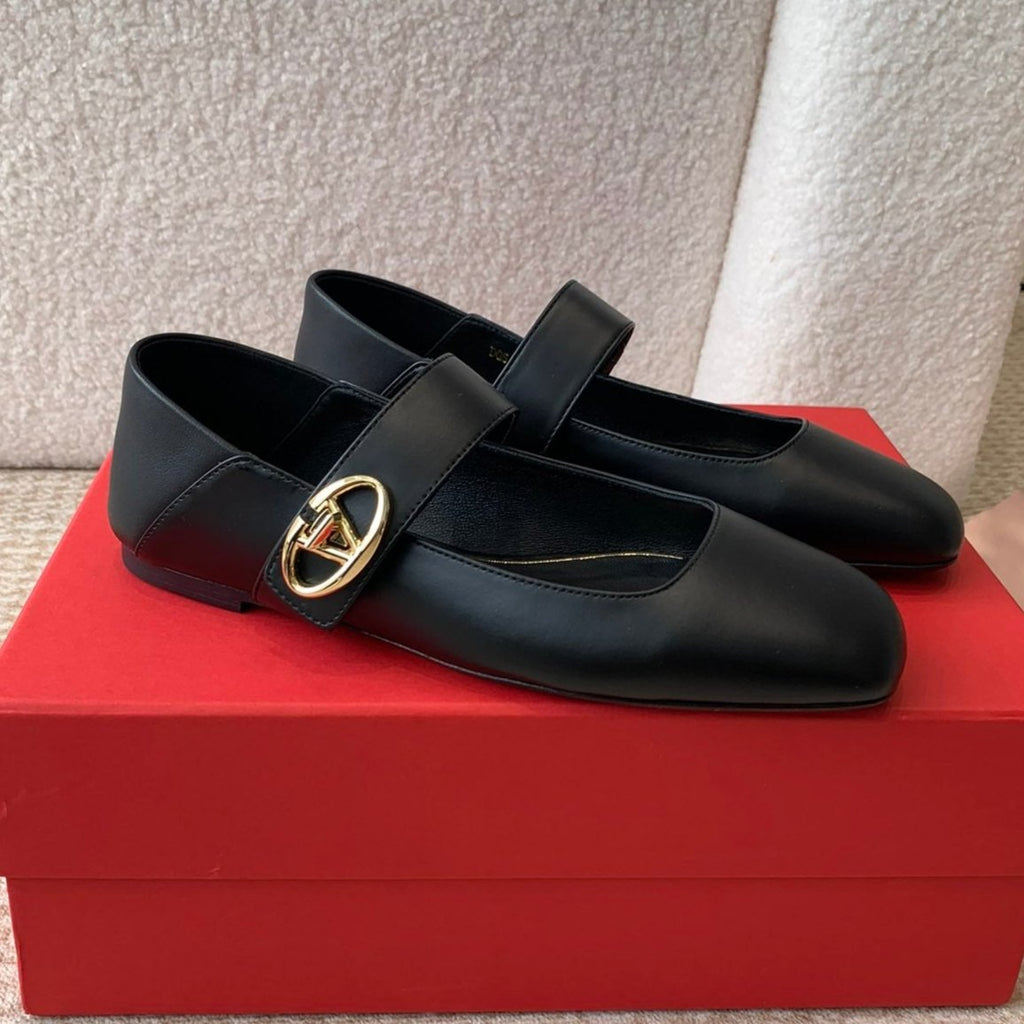 VL Locker Mary-Jane Ballerina In Black Calfskin