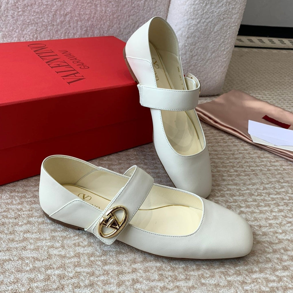 VL Locker Mary-Jane Ballerina In White Calfskin