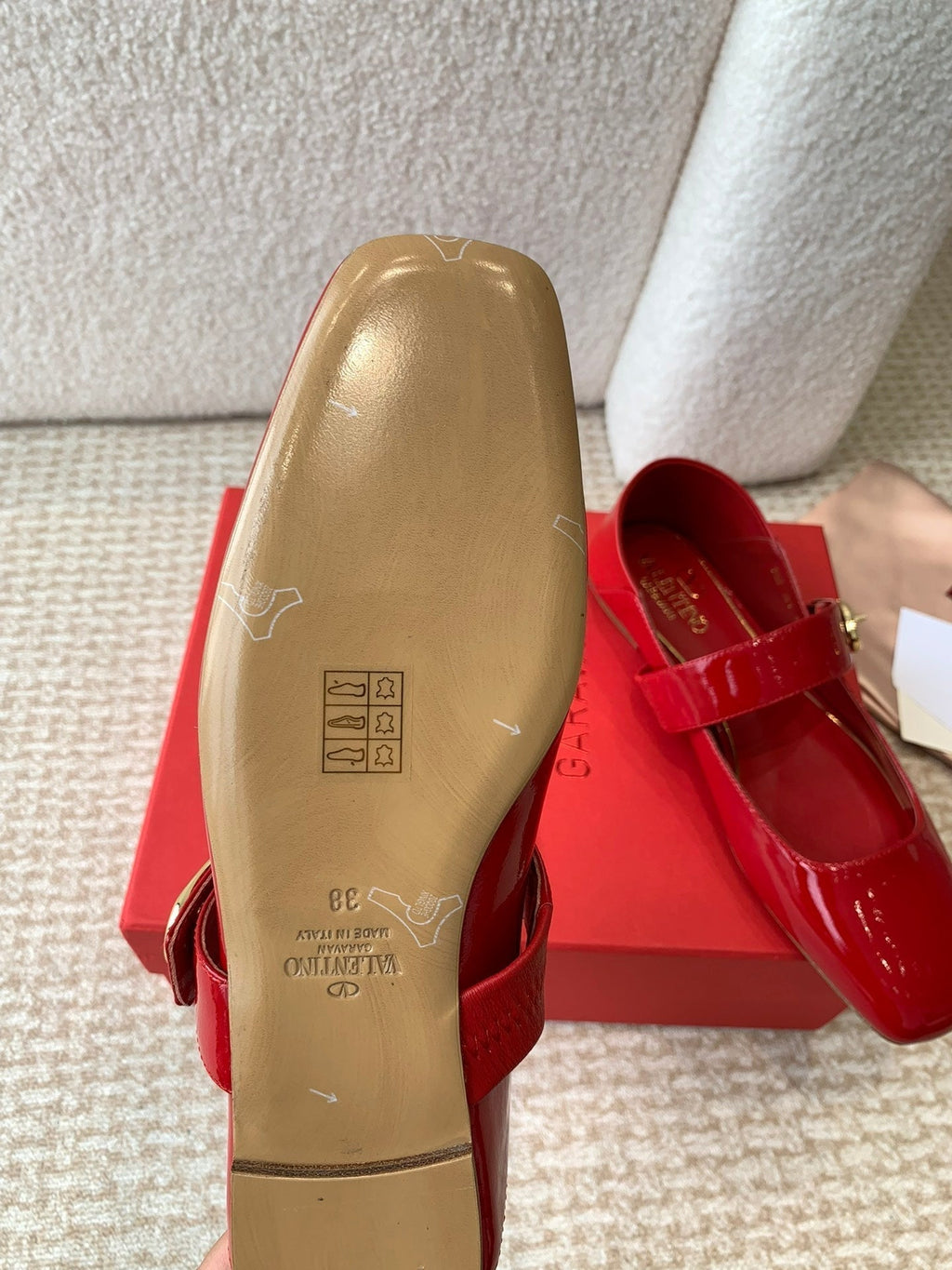 VL Locker Mary-Jane Ballerina In Crimson Red Calfskin