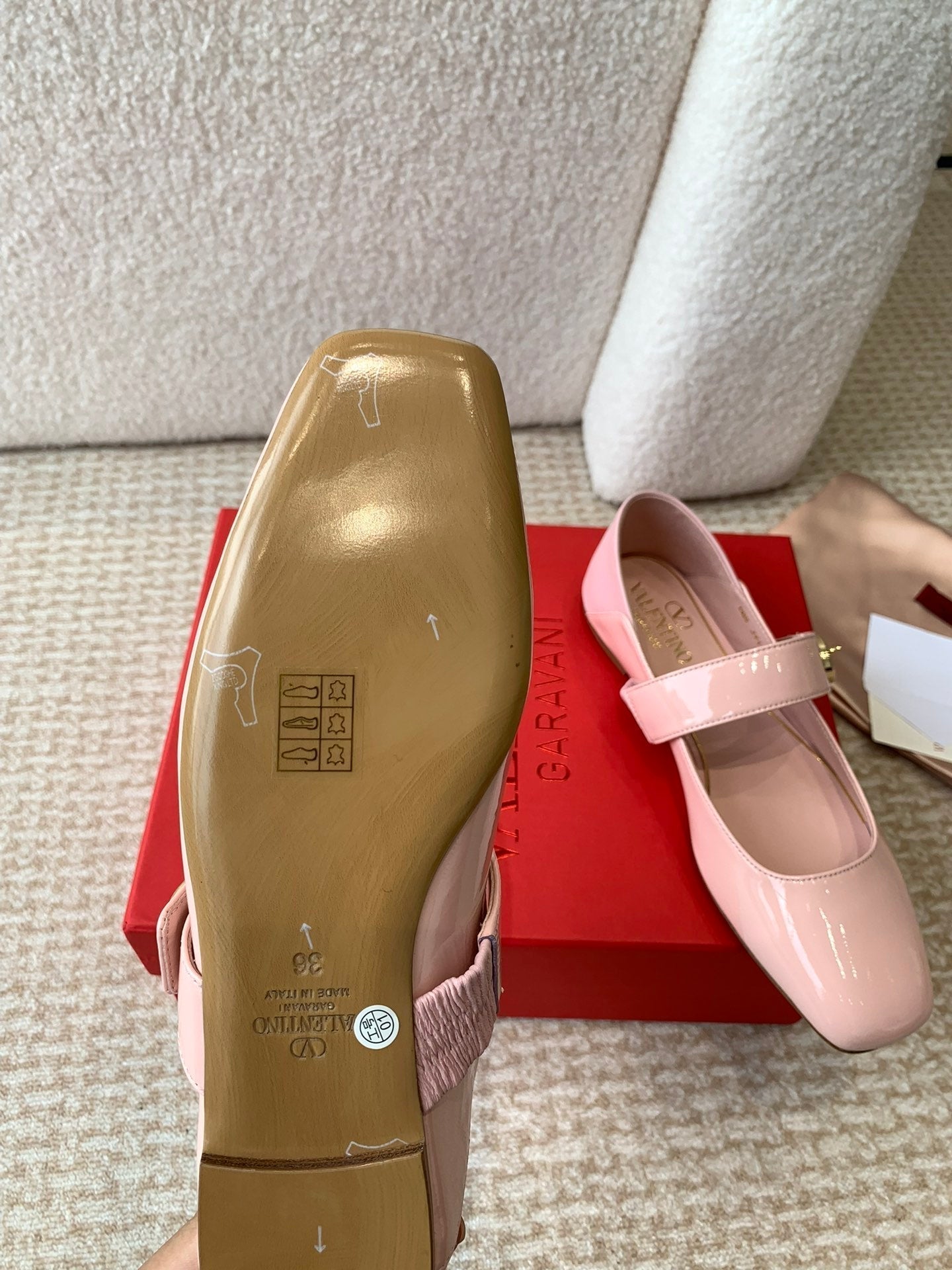 VL Locker Mary-Jane Ballerina In Pink Calfskin