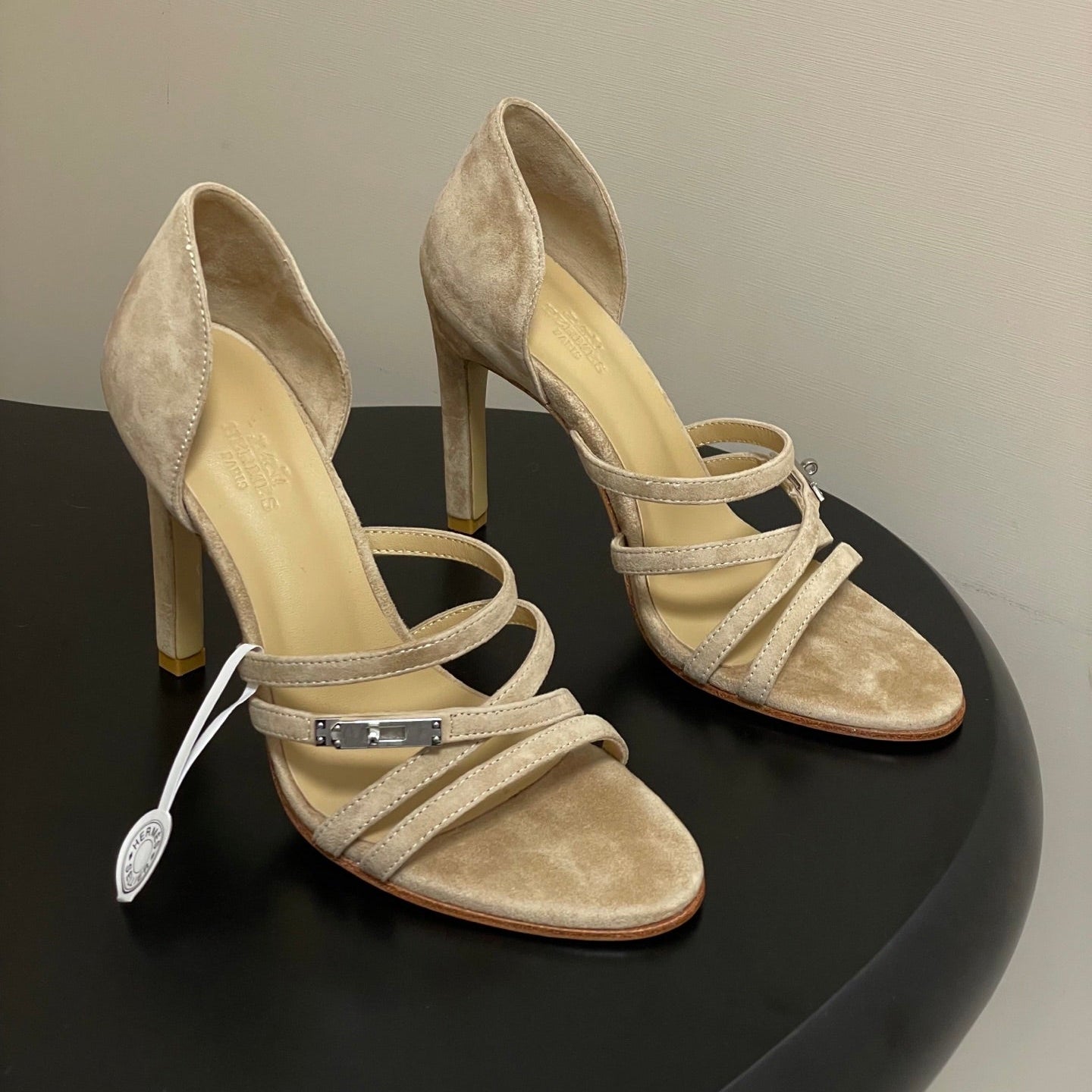 HERMES 25S HIGH-HEEL SANDAL 105 MM IN BEIGE SUEDE