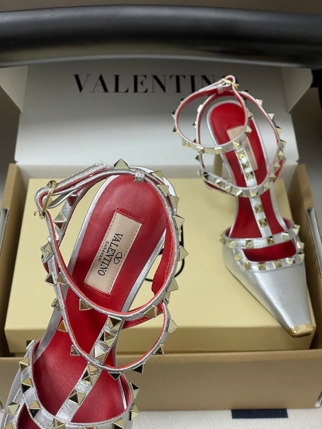 VT Rockstud Kidskin Pump 100mm Sliver Sheepskin 835110