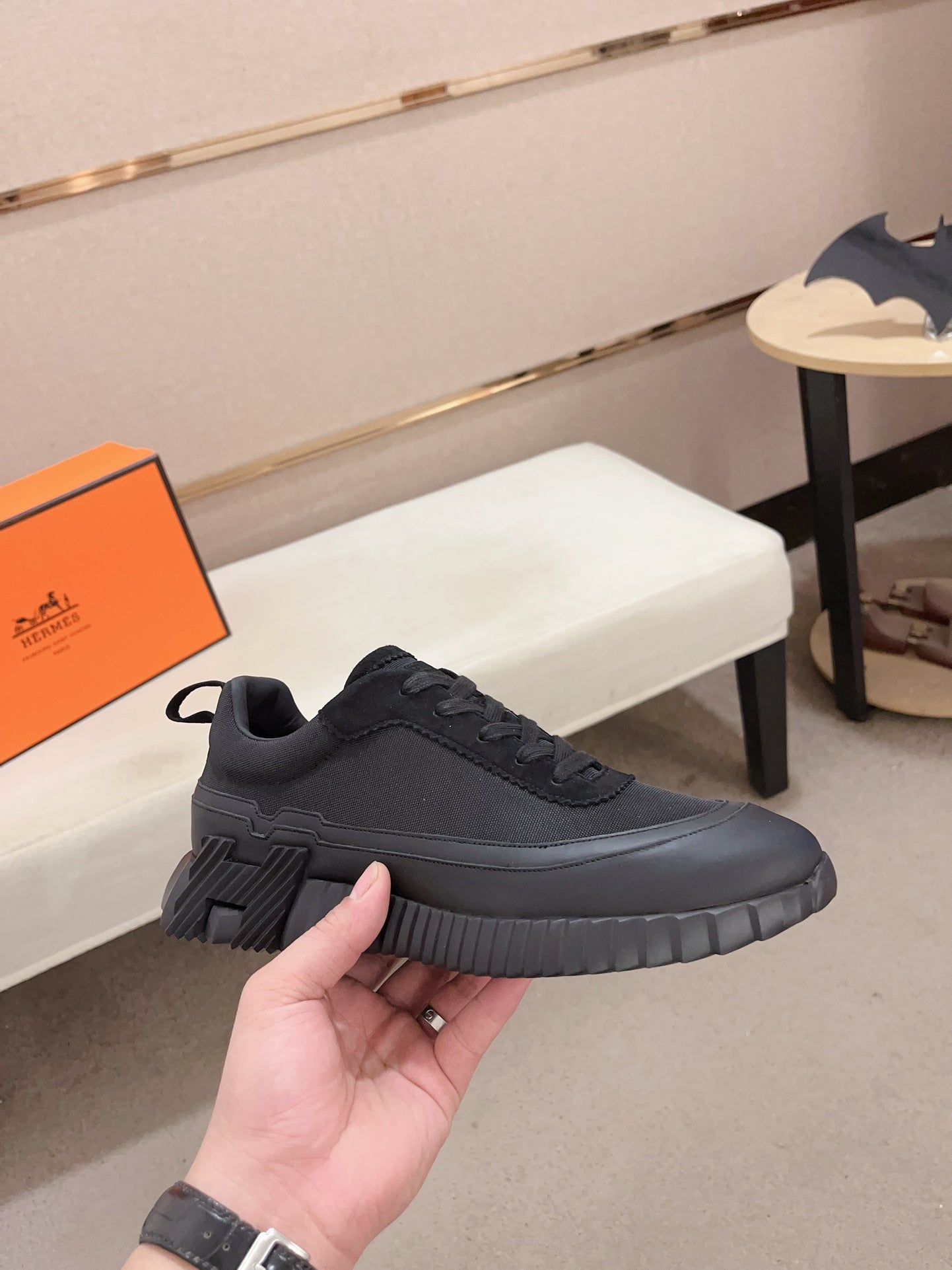HM BOUNCING SNEAKER BLACK CALFSKIN