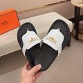 HM Men's Thong Sandals White Cowhide 564395