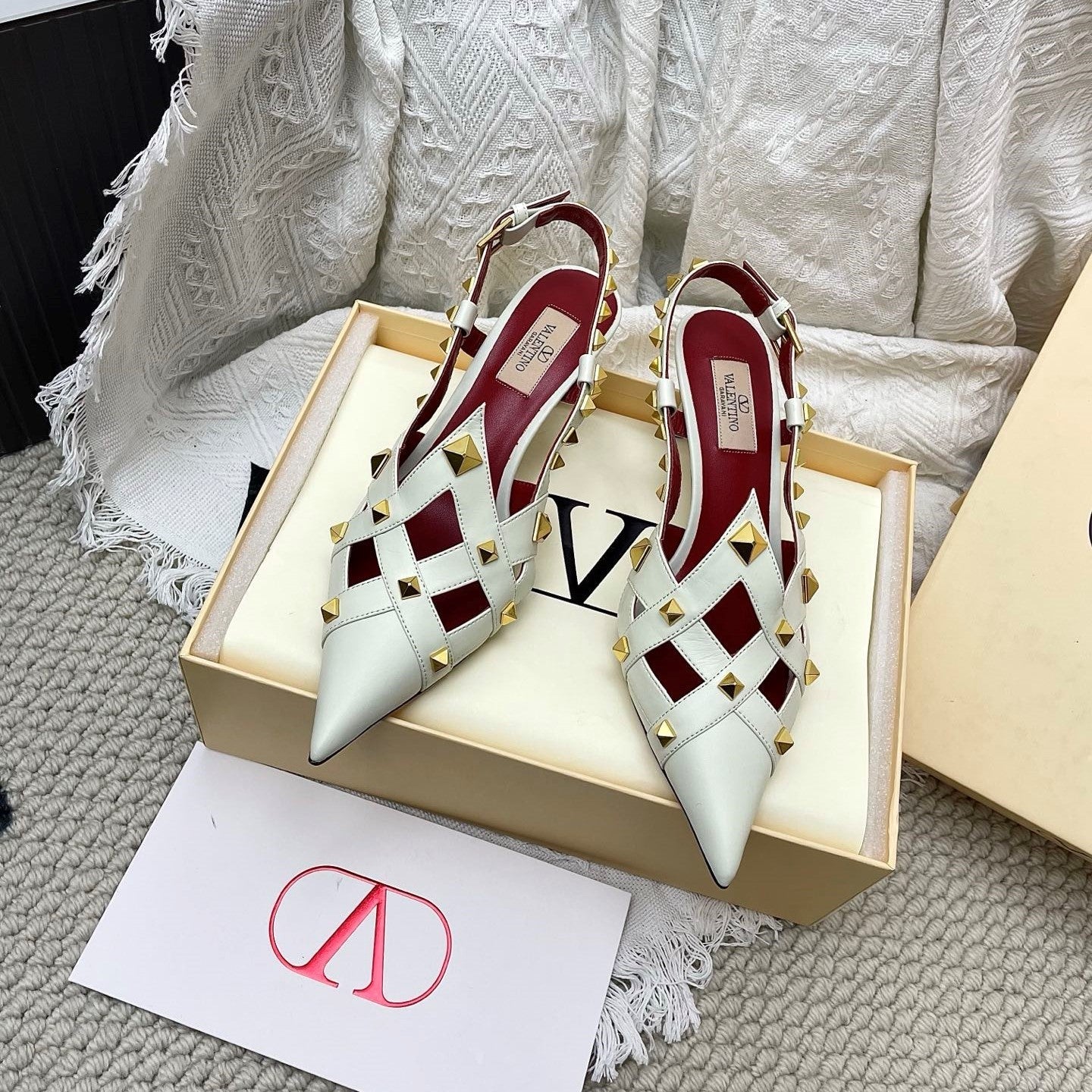 VT Studdy Kidskin Pumps 60mm White Goatskin 611369