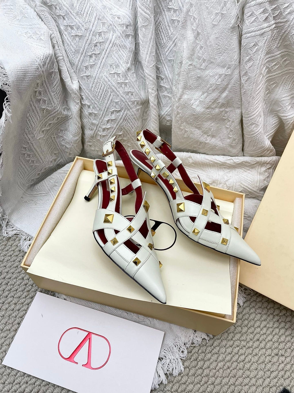 VT Studdy Kidskin Pumps 60mm White Goatskin 611369
