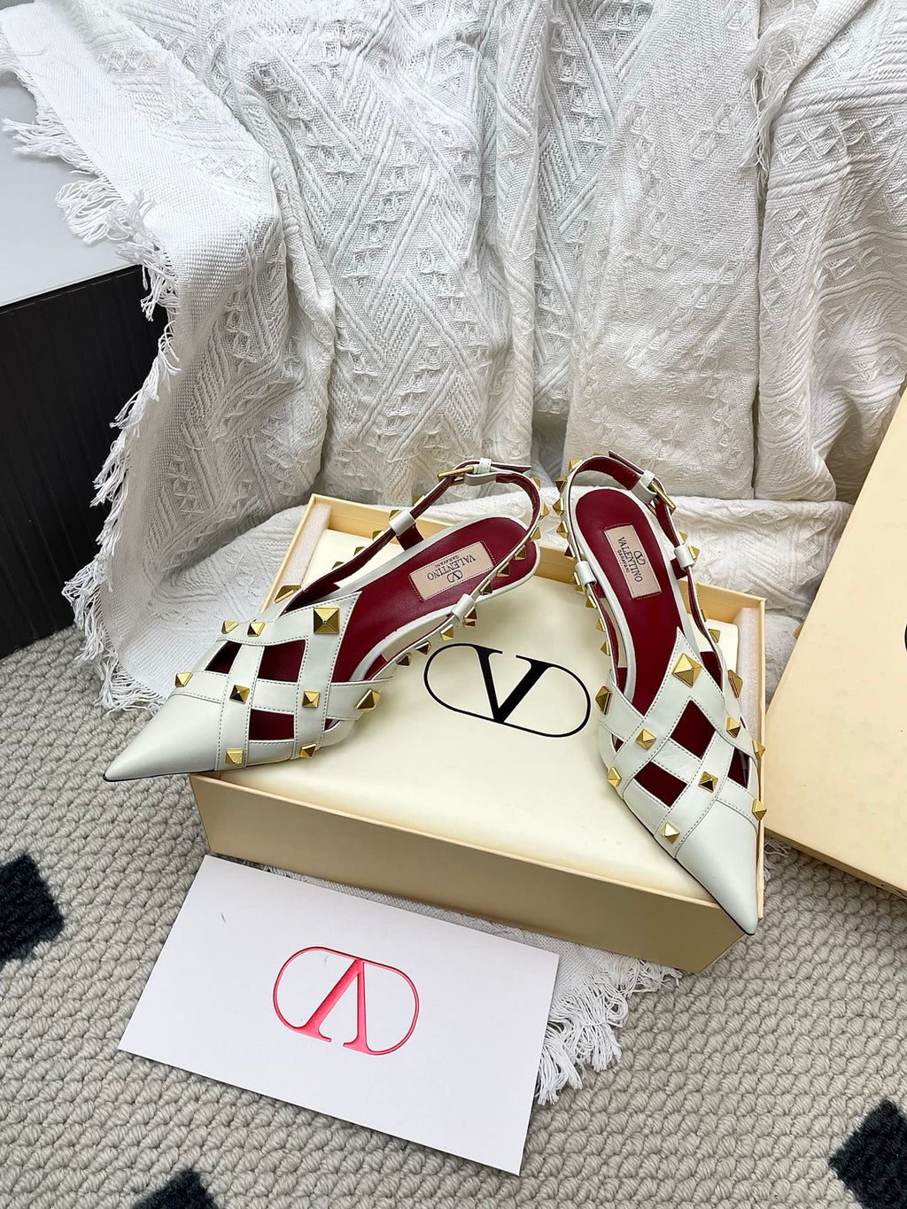VT Studdy Kidskin Pumps 60mm White Goatskin 611369
