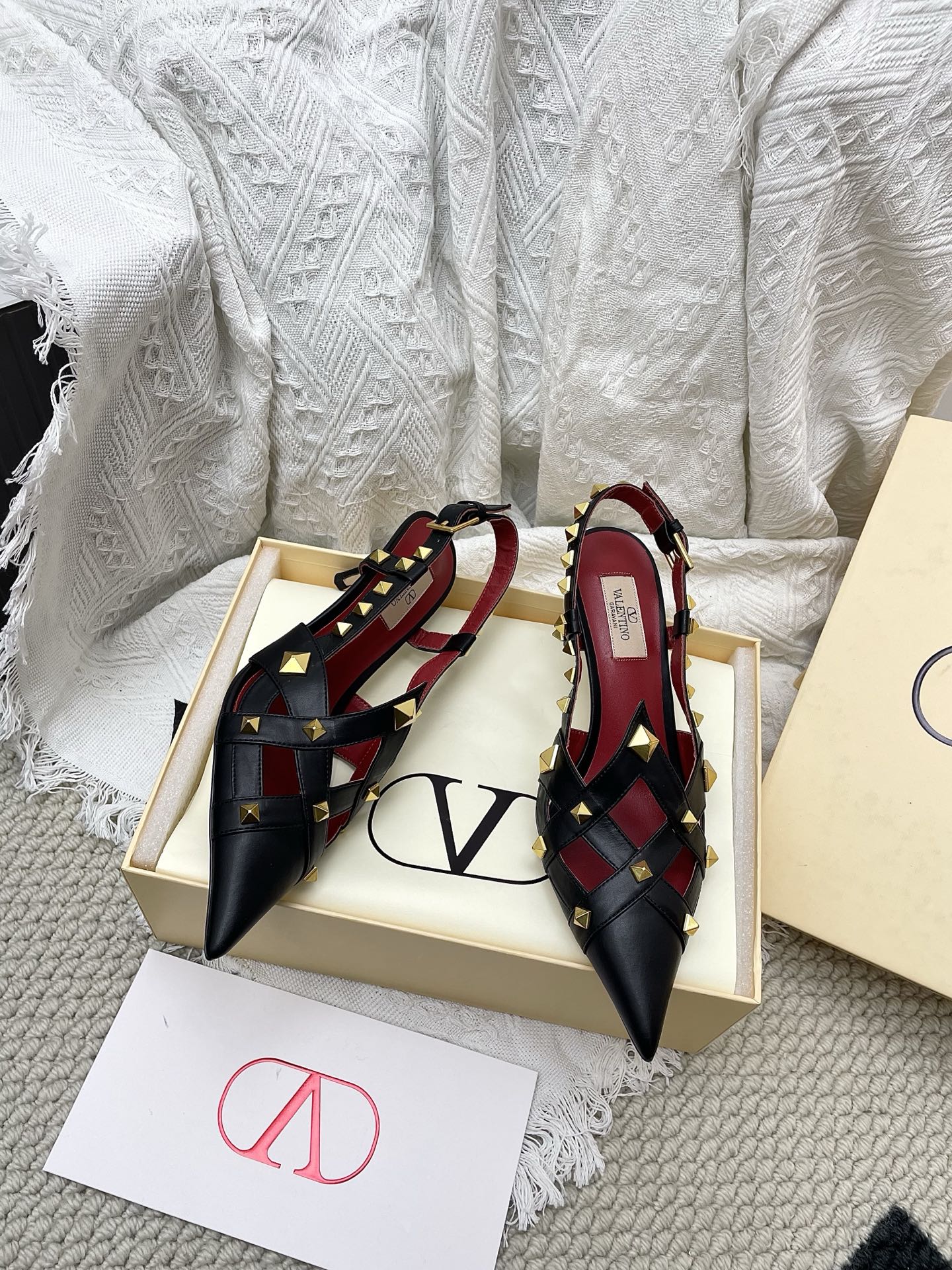 VT Studdy Kidskin Pumps 60mm Black Goatskin 611371