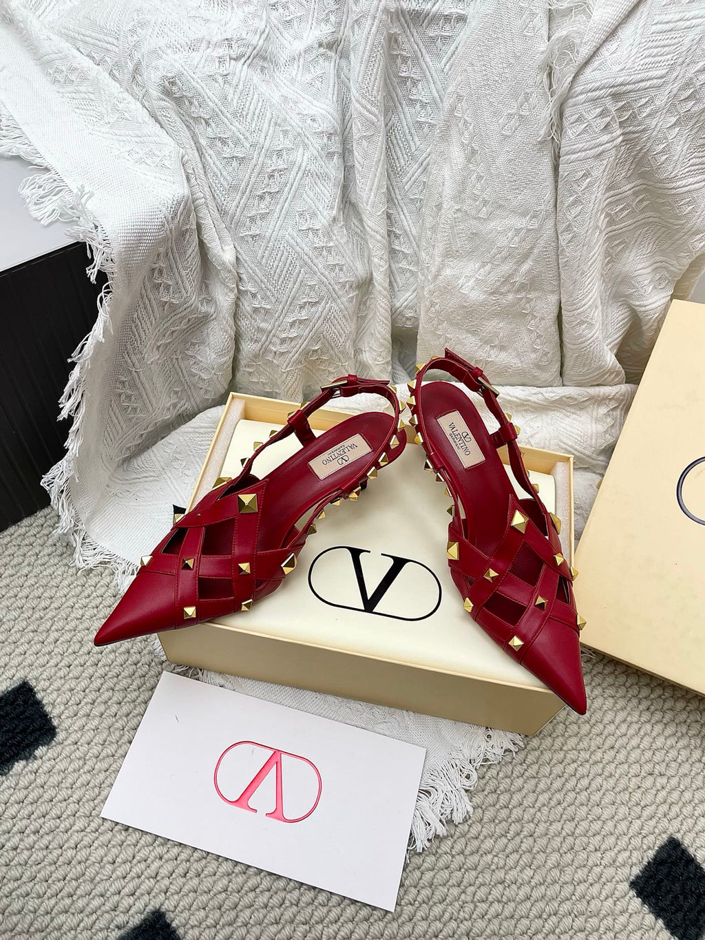 VT Studdy Kidskin Pumps 60mm Red Goatskin 611372