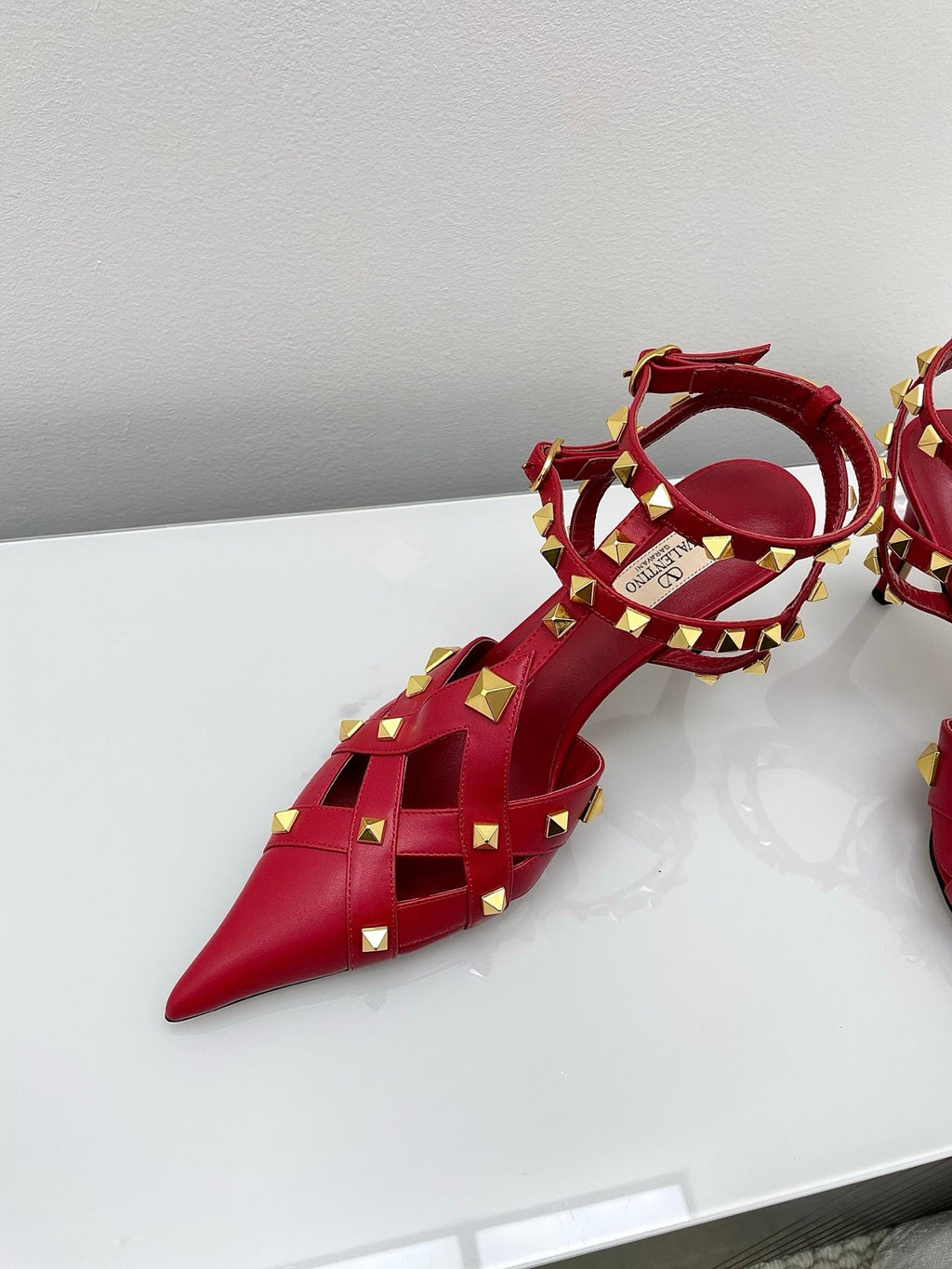 VT Studdy Kidskin Pumps 80mm Red Goatskin 611374