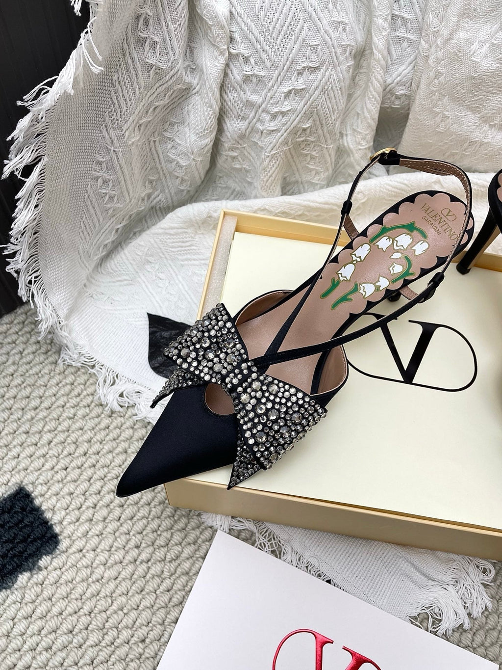 Garavani Bowow 8.0 Embellished Slingback Pumps Black Satin