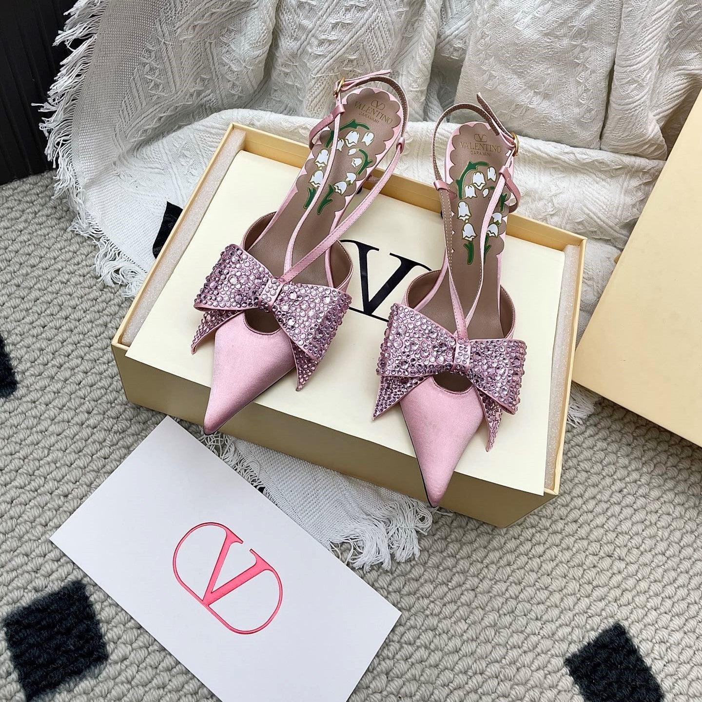 Garavani Bowow 8.0 Embellished Slingback Pumps Pink Satin