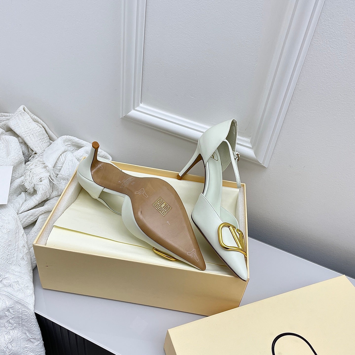 Valentino D'Orsay Slingback 6cm Ivory Cowhide 726947