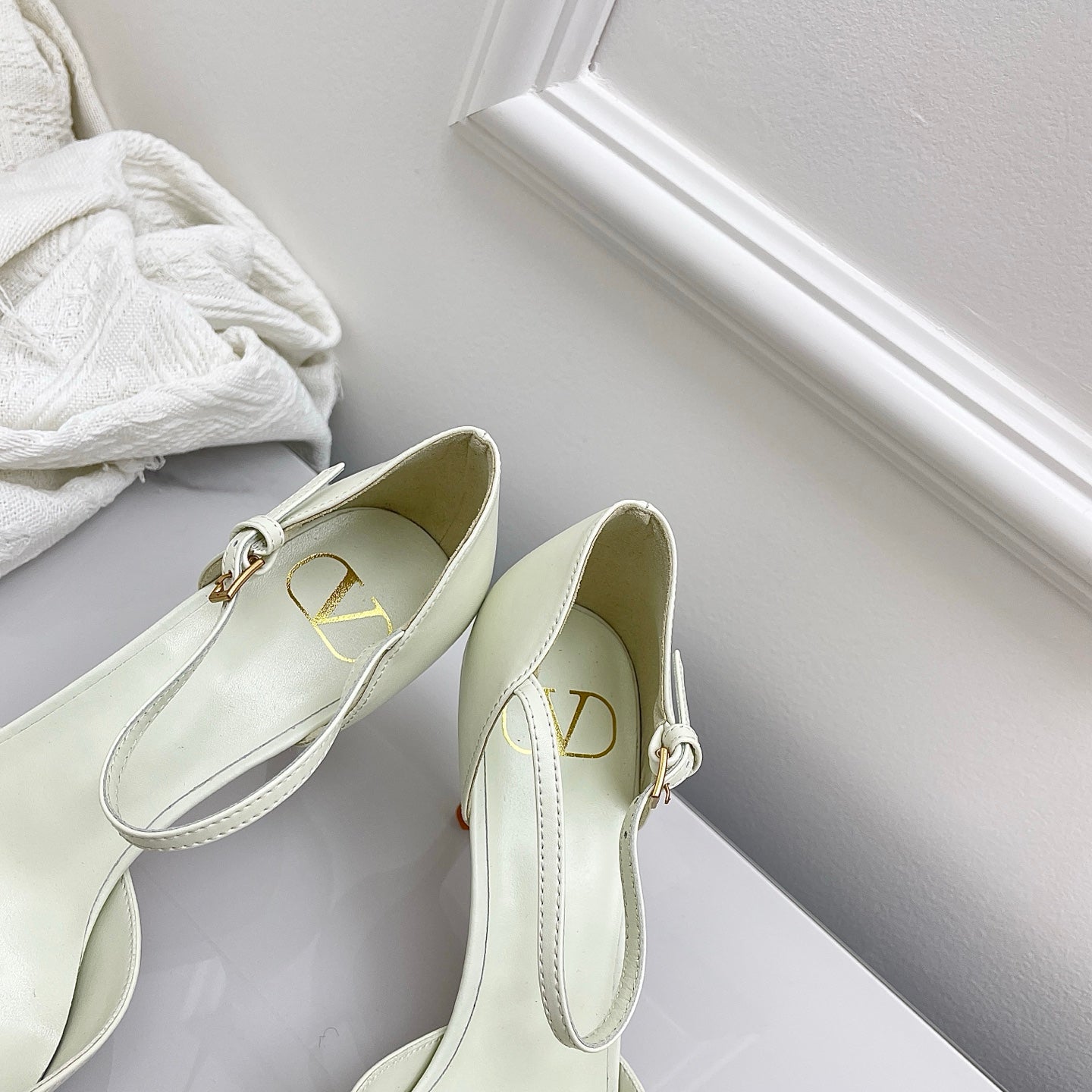 Valentino D'Orsay Slingback 6cm Ivory Cowhide 726947