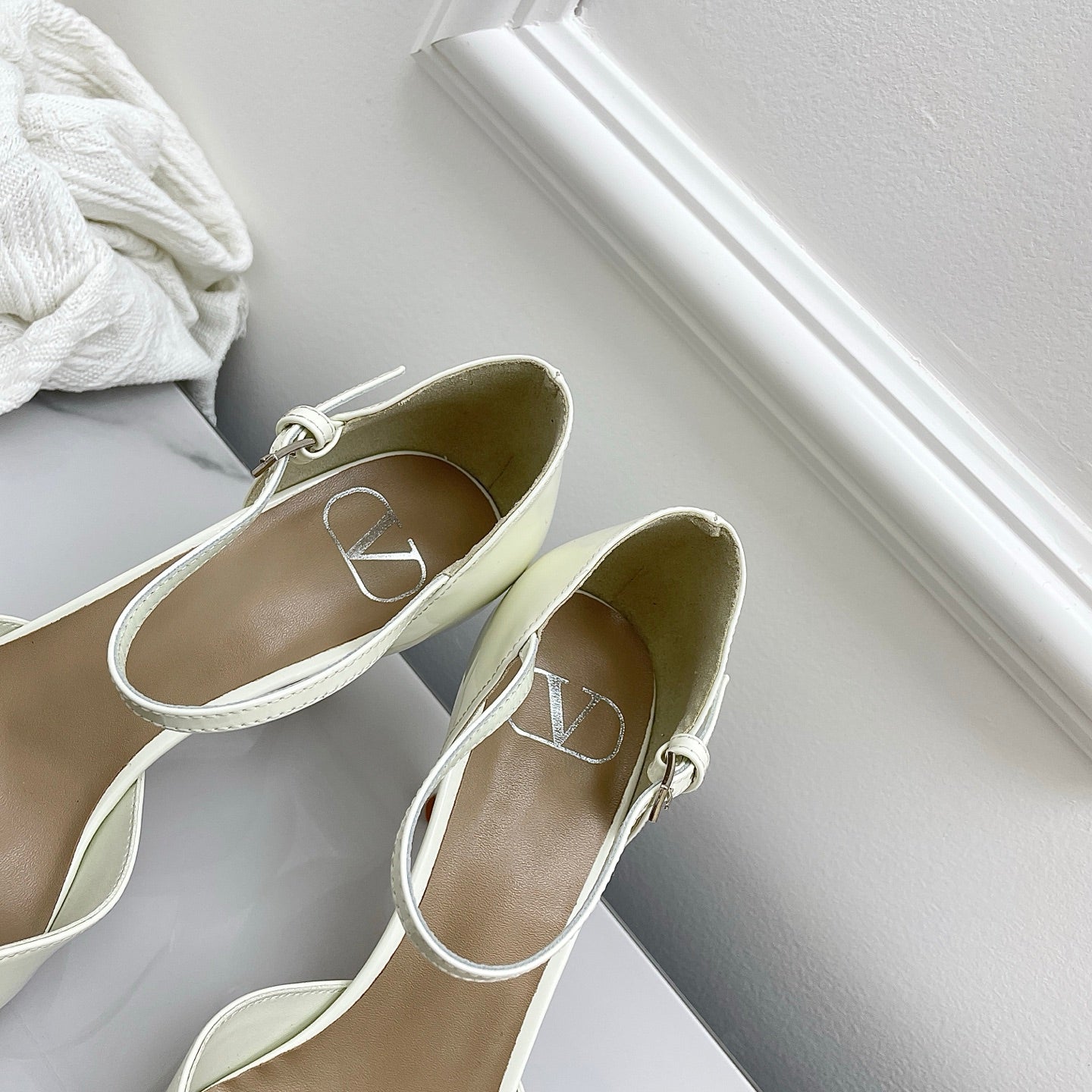 Valentino D'Orsay Slingback 6cm Ivory Patent Leather 726951