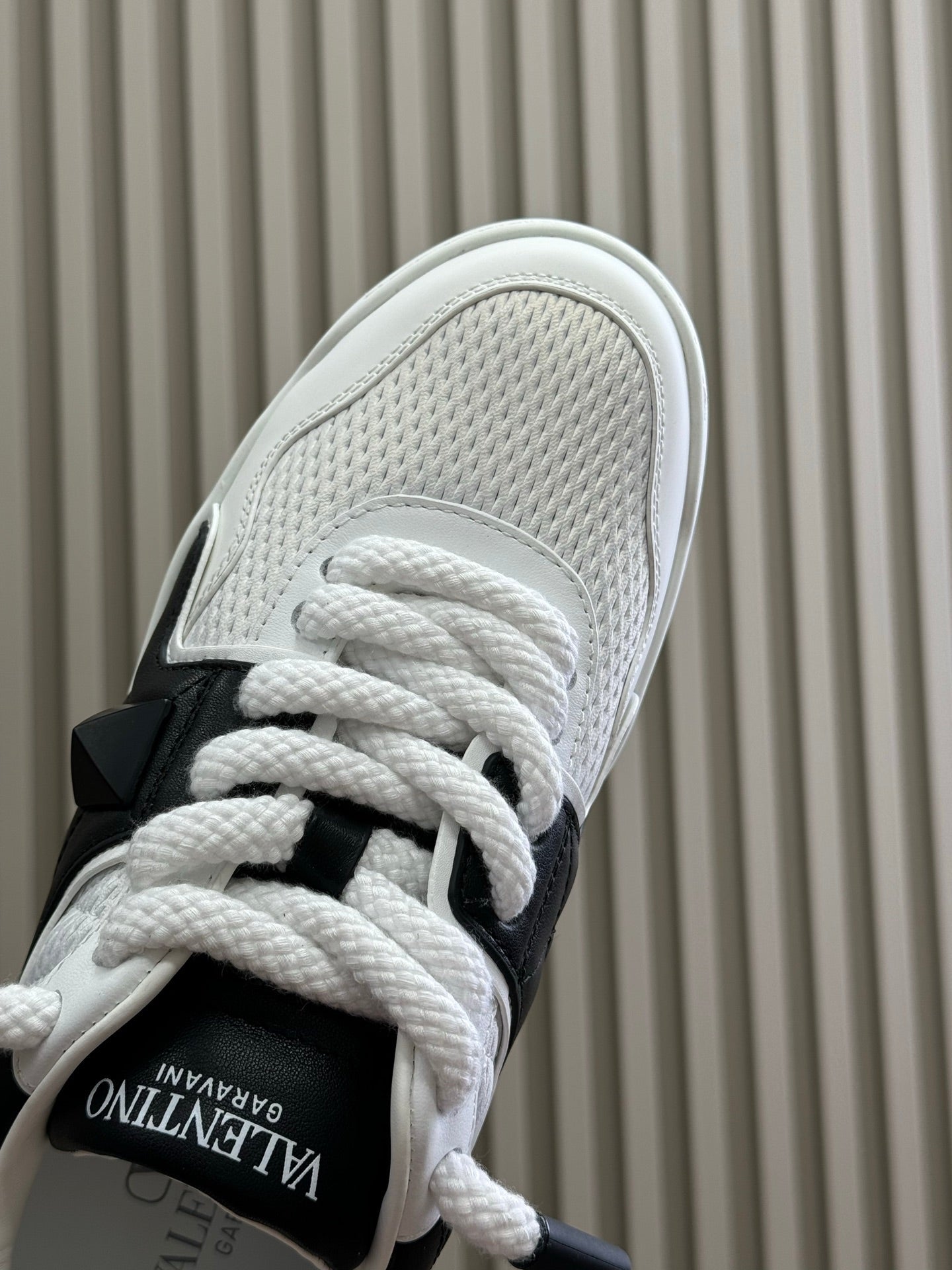 VT 2025 Sneakers White Black Frabic Cowhide 548576