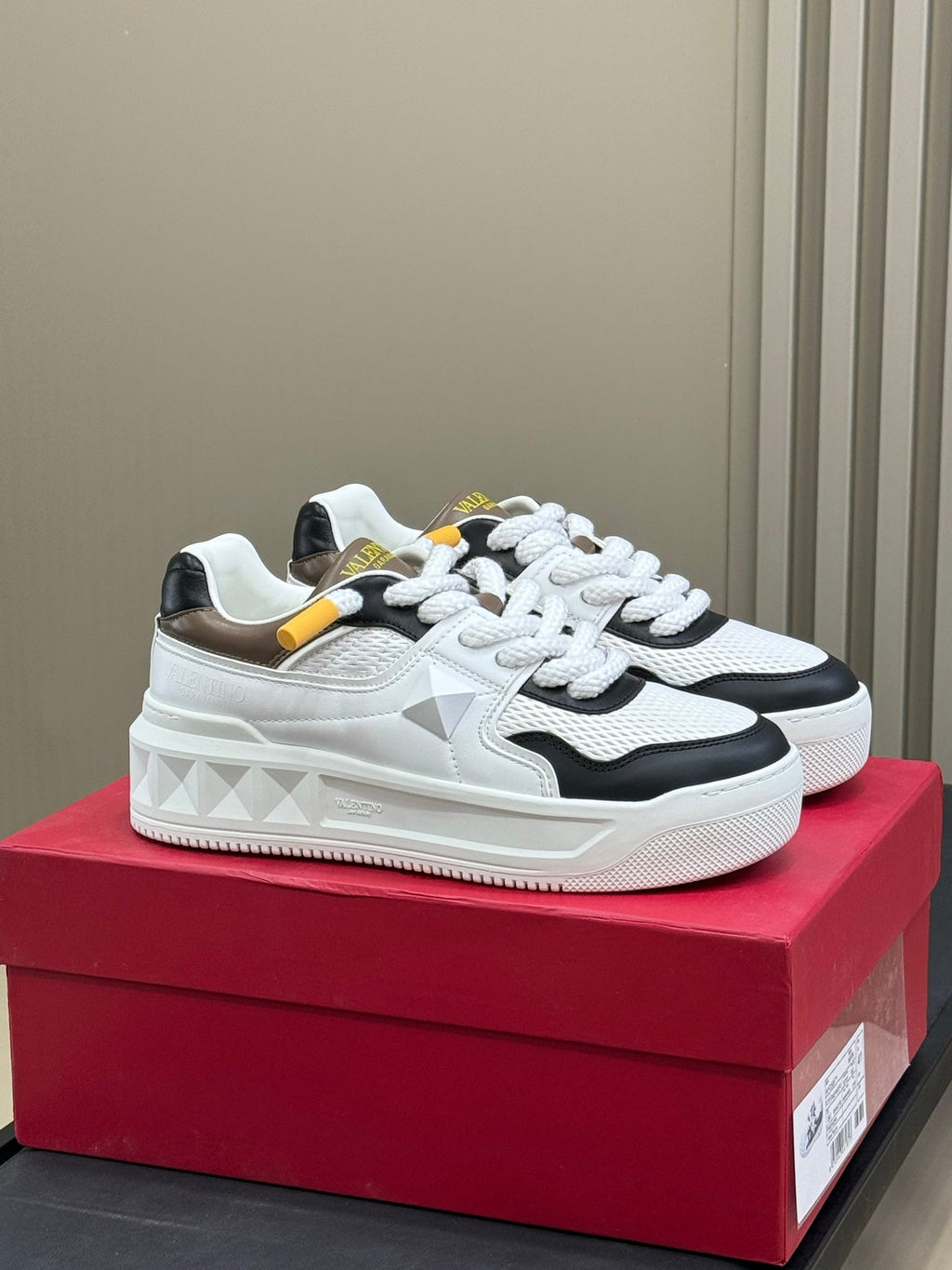 VT 2025 Sneakers White mix Colors Frabic Cowhide 548574