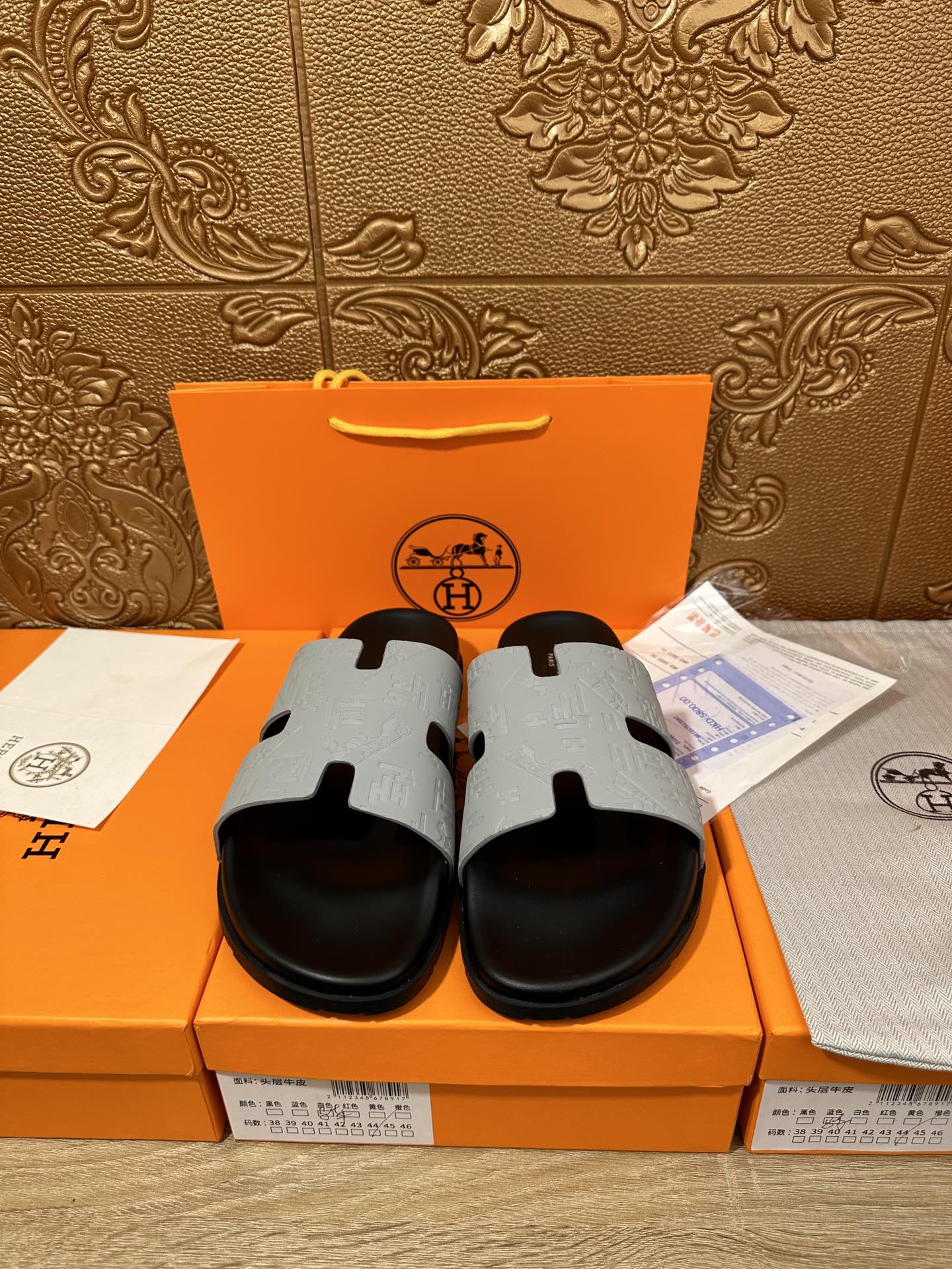 HM IZMIR SLIPPER LIGHT GRAY CALFSKIN