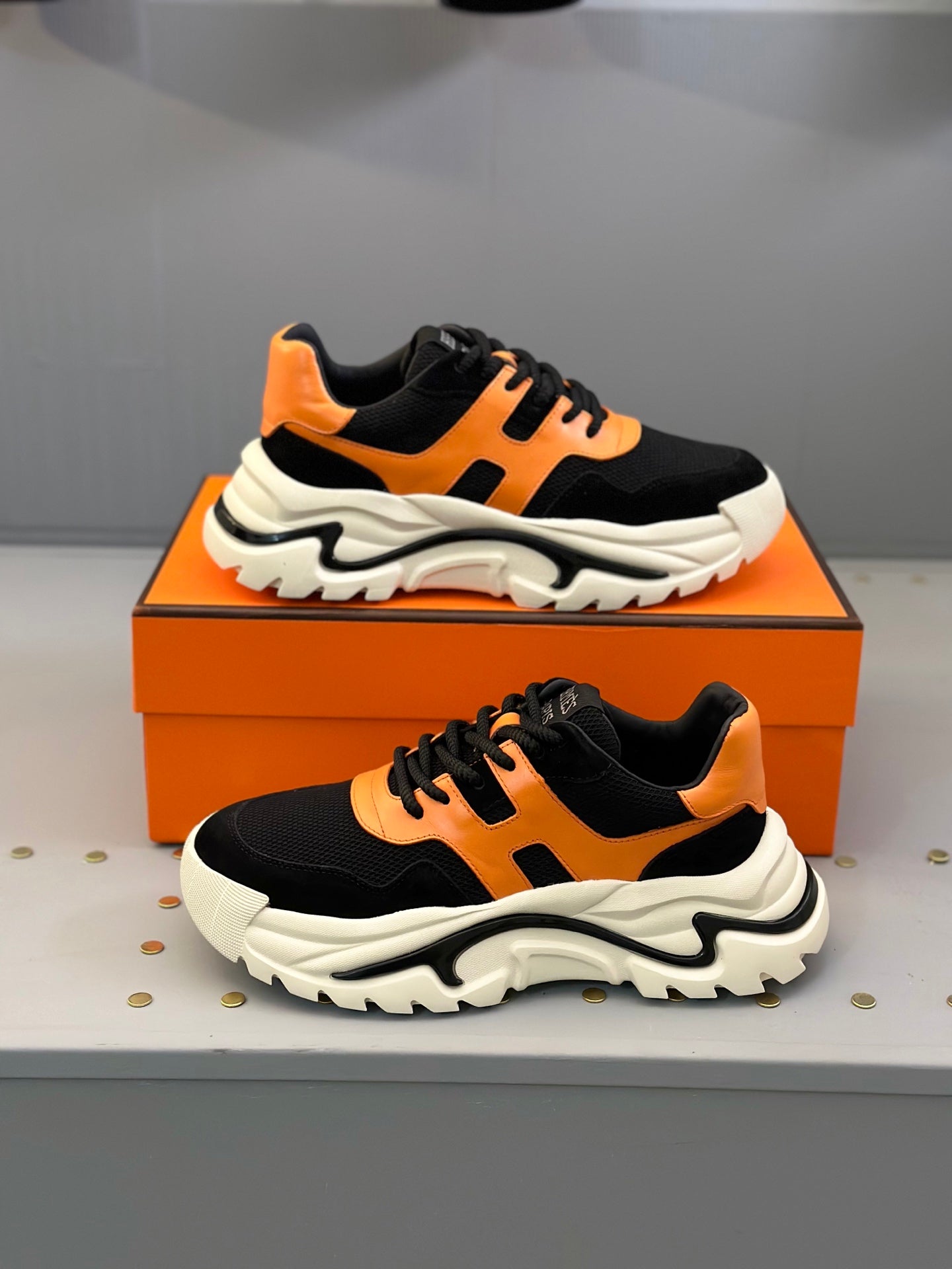 HM Men's Sneaker Black Orange Mesh Calfskin 541264
