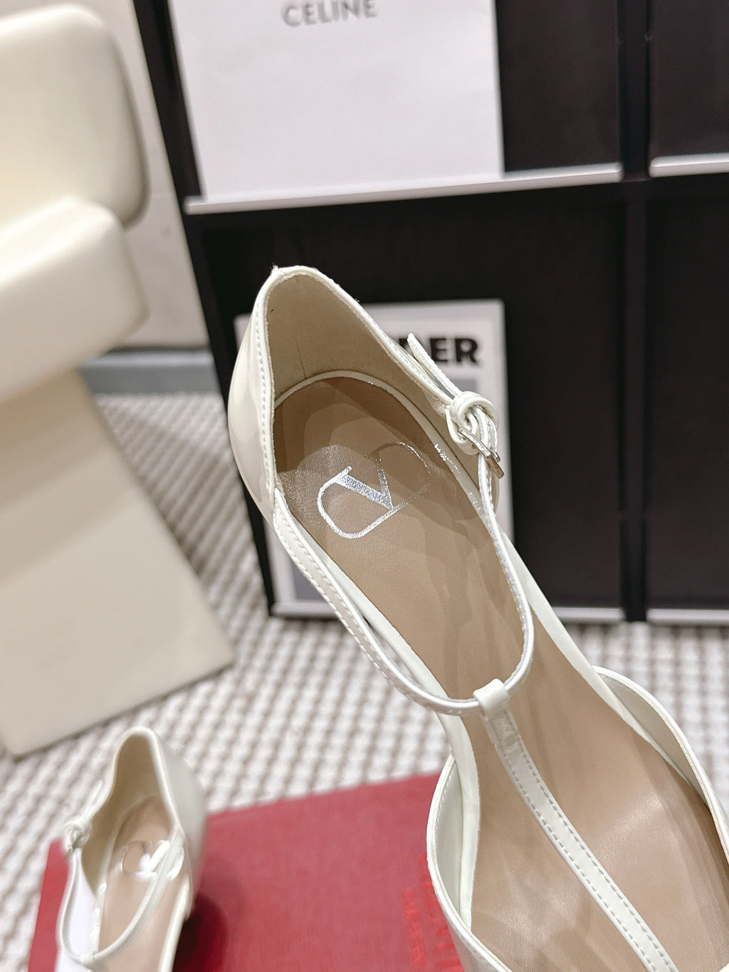 VT 26s T-Strap Slingback White Patent Leather 722232