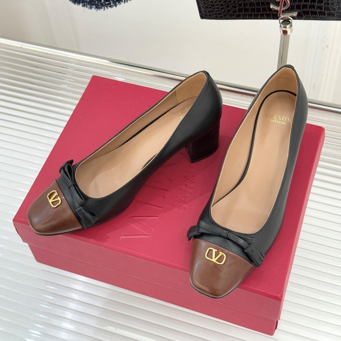 Valet Du Roi Kidskin Pump 6cm Brown Black Sheepskin 702249