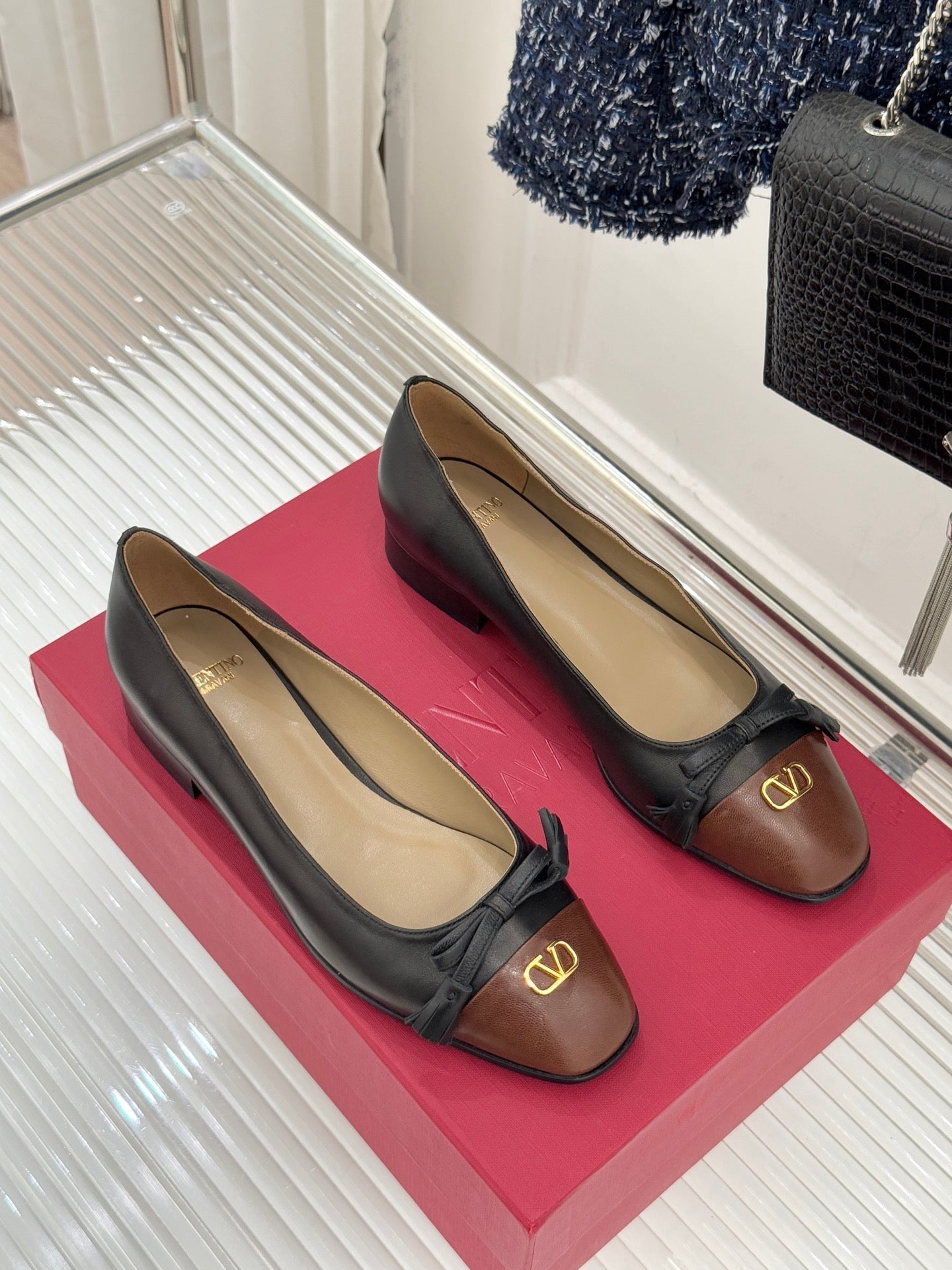 Valet Du Roi Kidskin Ballerina 2.5cm Brown Black Sheepskin 702251