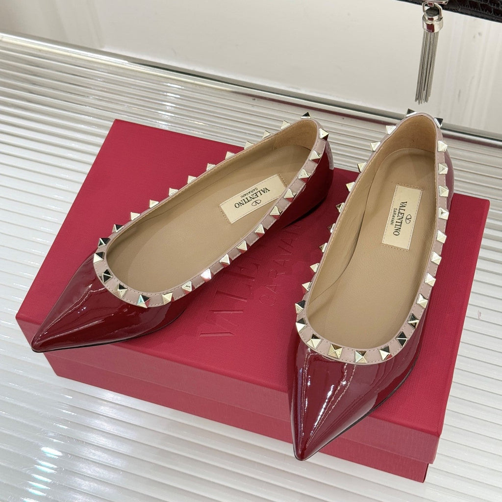 Valentino Rockstud Ballet Flat Burgundy Patent Leather 642996