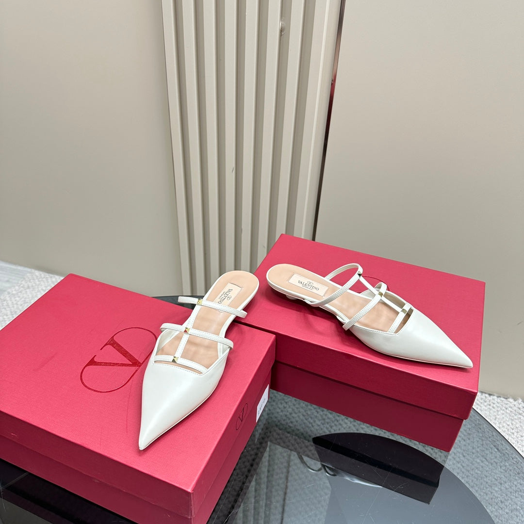 Valentino Rockstud Wispy White Calfskin Mule 20mm