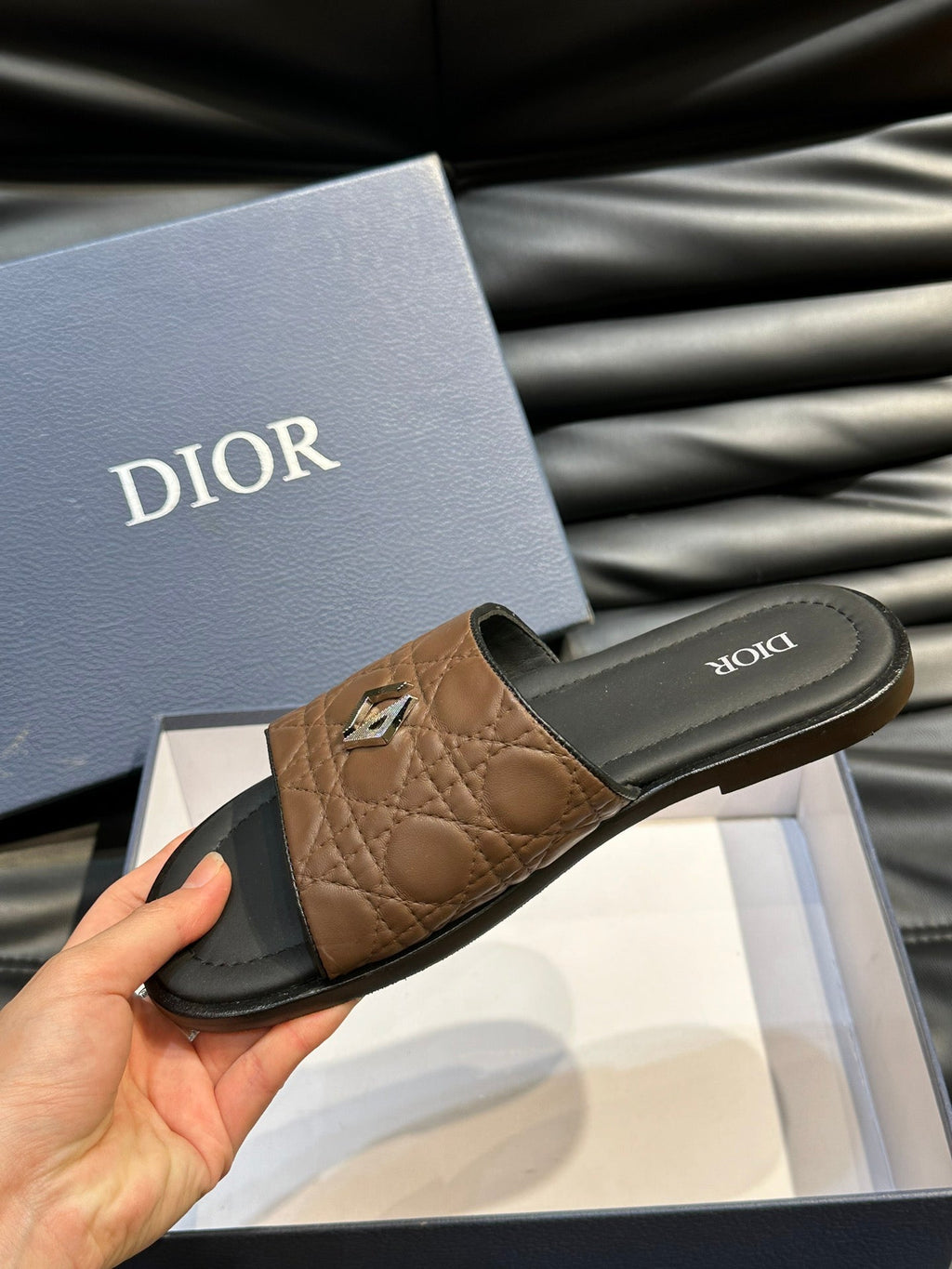 CD ALIAS SUMMER SLIPPER COPPER EMBOSSED CALFSKIN