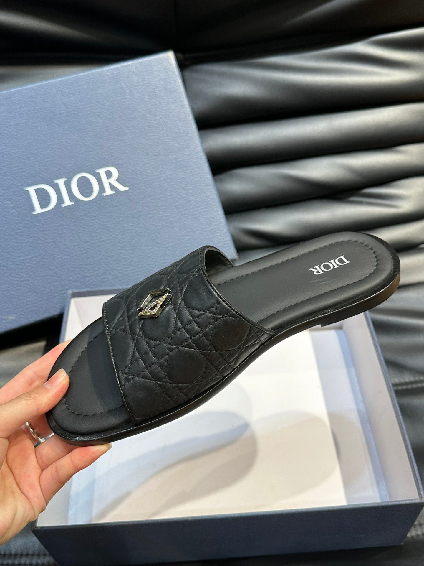 CD ALIAS SUMMER SLIPPER BLACK EMBOSSED CALFSKIN