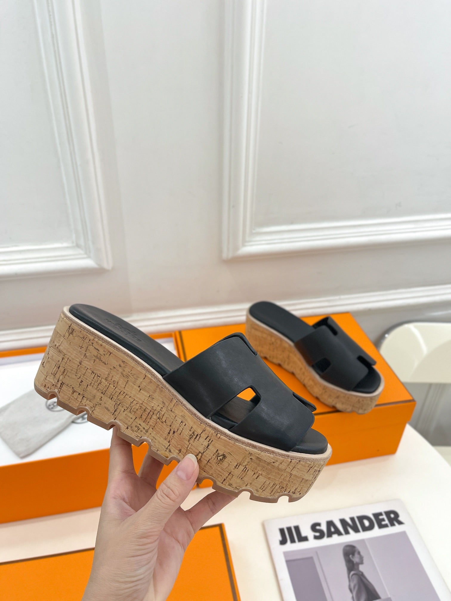 HERMES Eze 30 Sandal Black