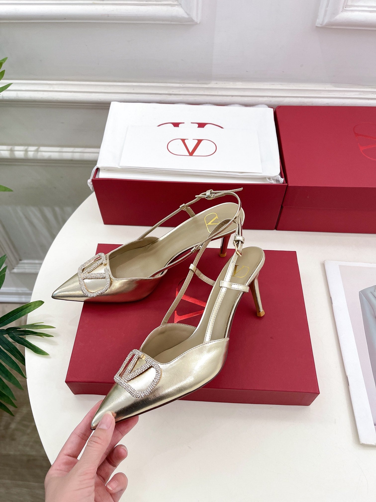 vlogo slingback pump 80 gold metalic calfskin