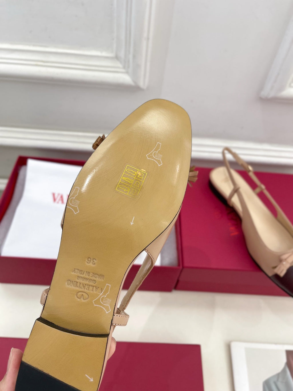 Valet Du Roi Slingback Pumps 20mm Beige Burgundy Goatskin 307483