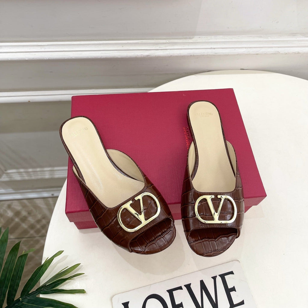 Vlogo Slides Coffee Croc-Embossed Leather 746268