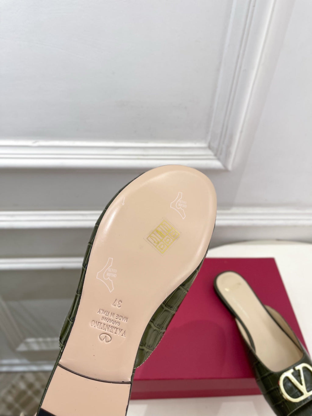 Vlogo Slides Green Croc-Embossed Leather 746269
