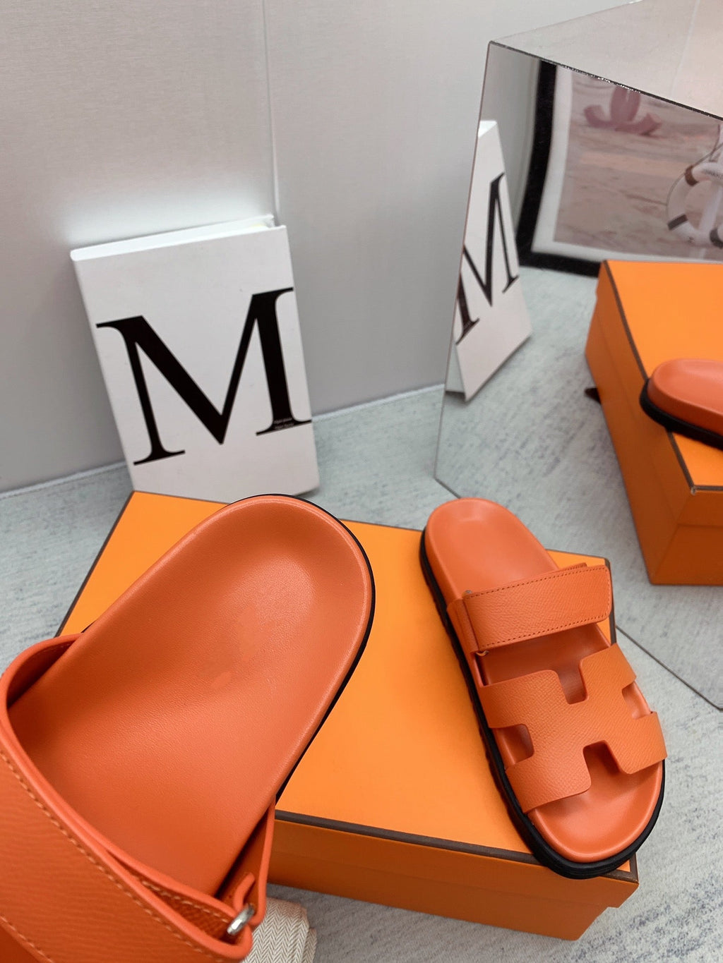 HERMES Chypre Sandal Orange